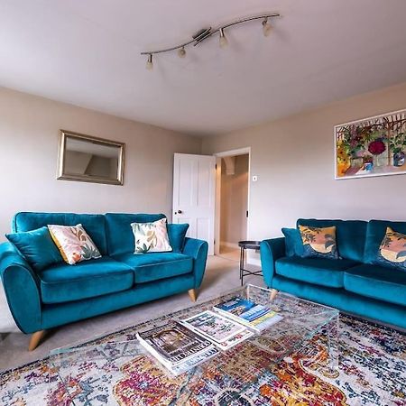Beautiful & Spacious Retreat In Winchester Eksteriør bilde