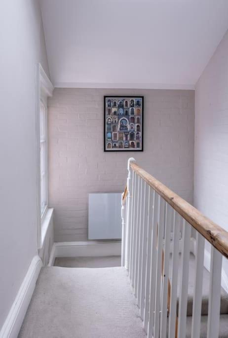 Beautiful & Spacious Retreat In Winchester Eksteriør bilde
