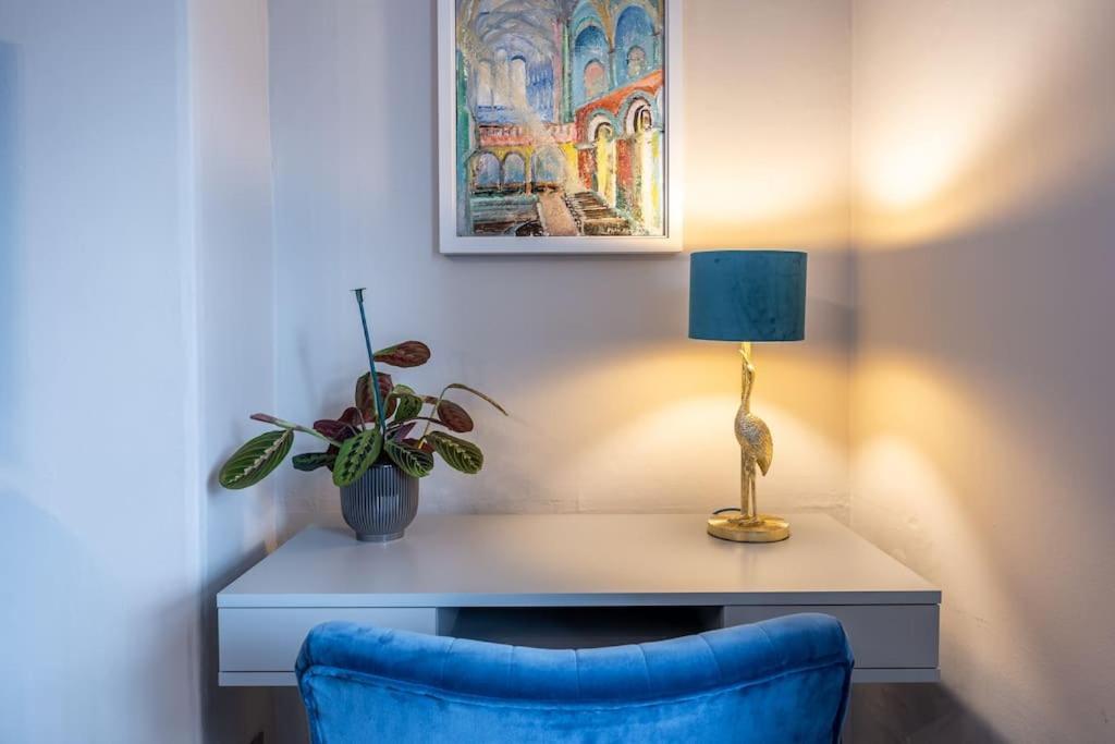 Beautiful & Spacious Retreat In Winchester Eksteriør bilde